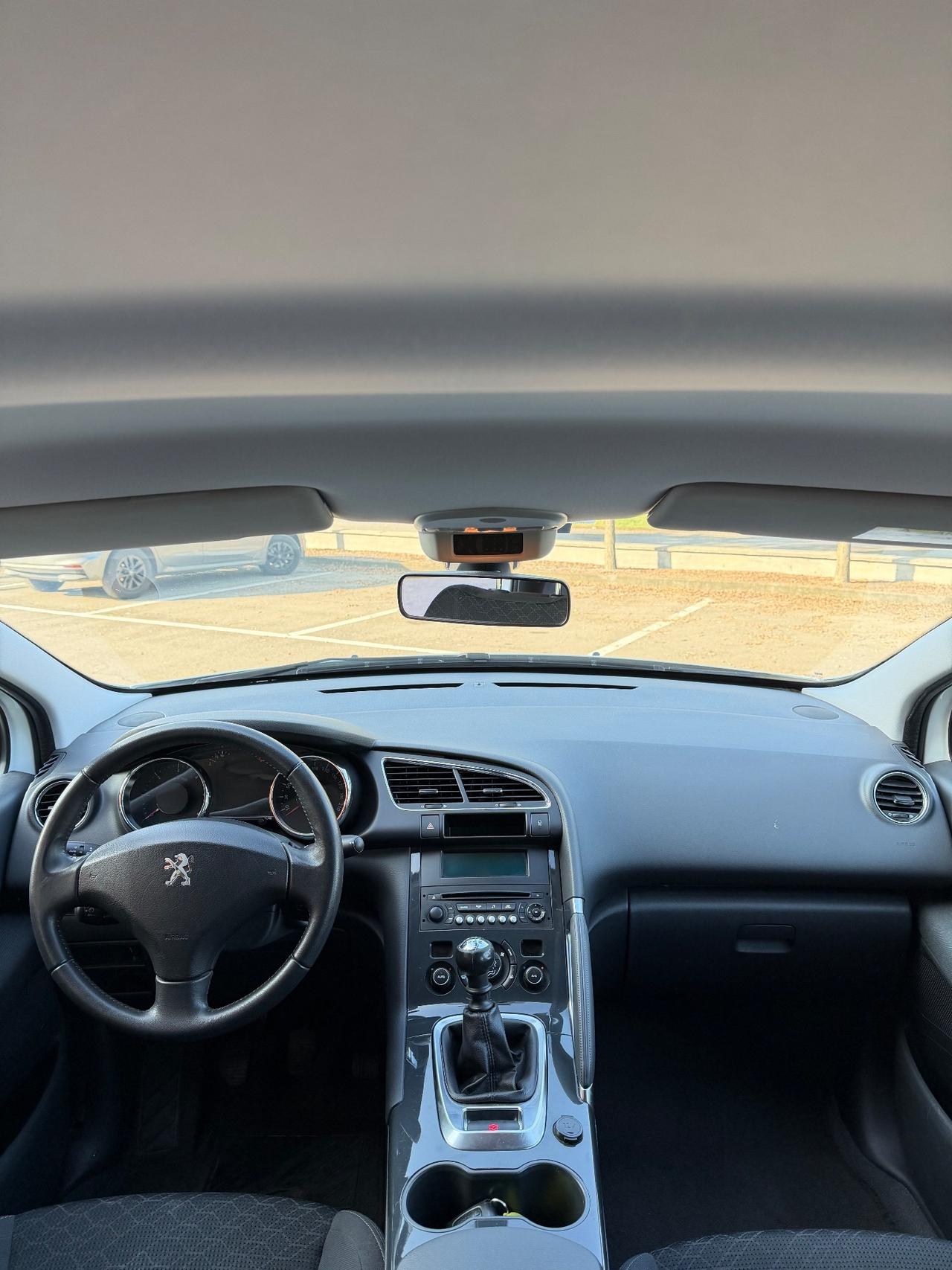 Peugeot 3008 1.6 HDi 115CV Business