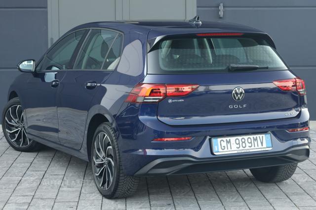VOLKSWAGEN Golf 1.0 eTSI EVO DSG Life