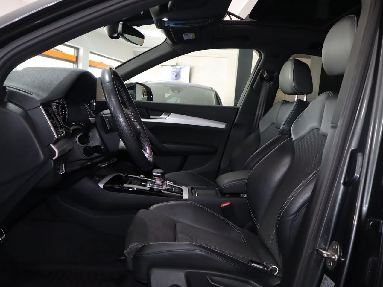 Audi Q5 S Line 2.0 40 TDI MHEV IVA ESPOSTA #12093