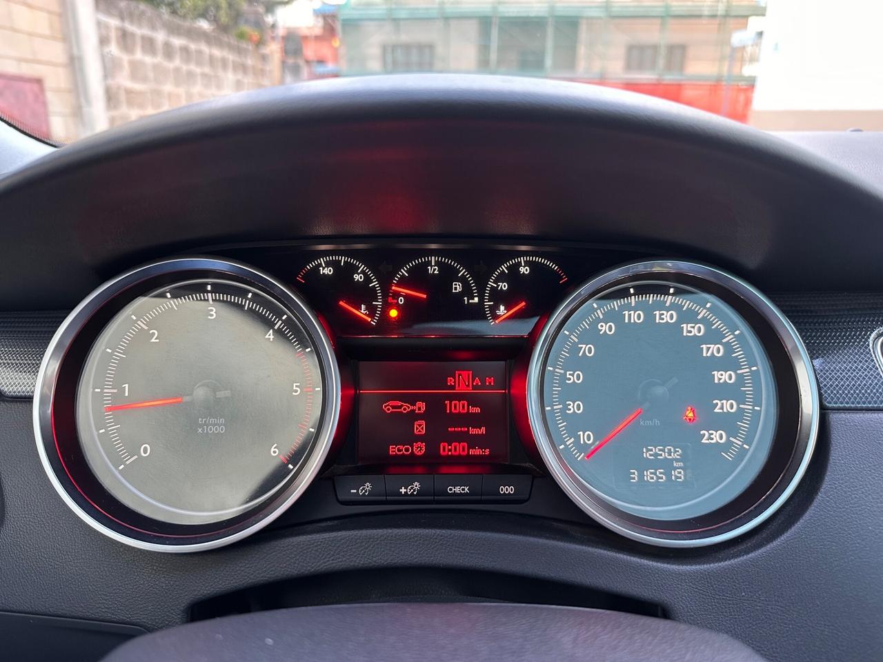 Peugeot 508 1.6 e-HDi 115CV cambio robotizzato S&S SW Ciel Allure