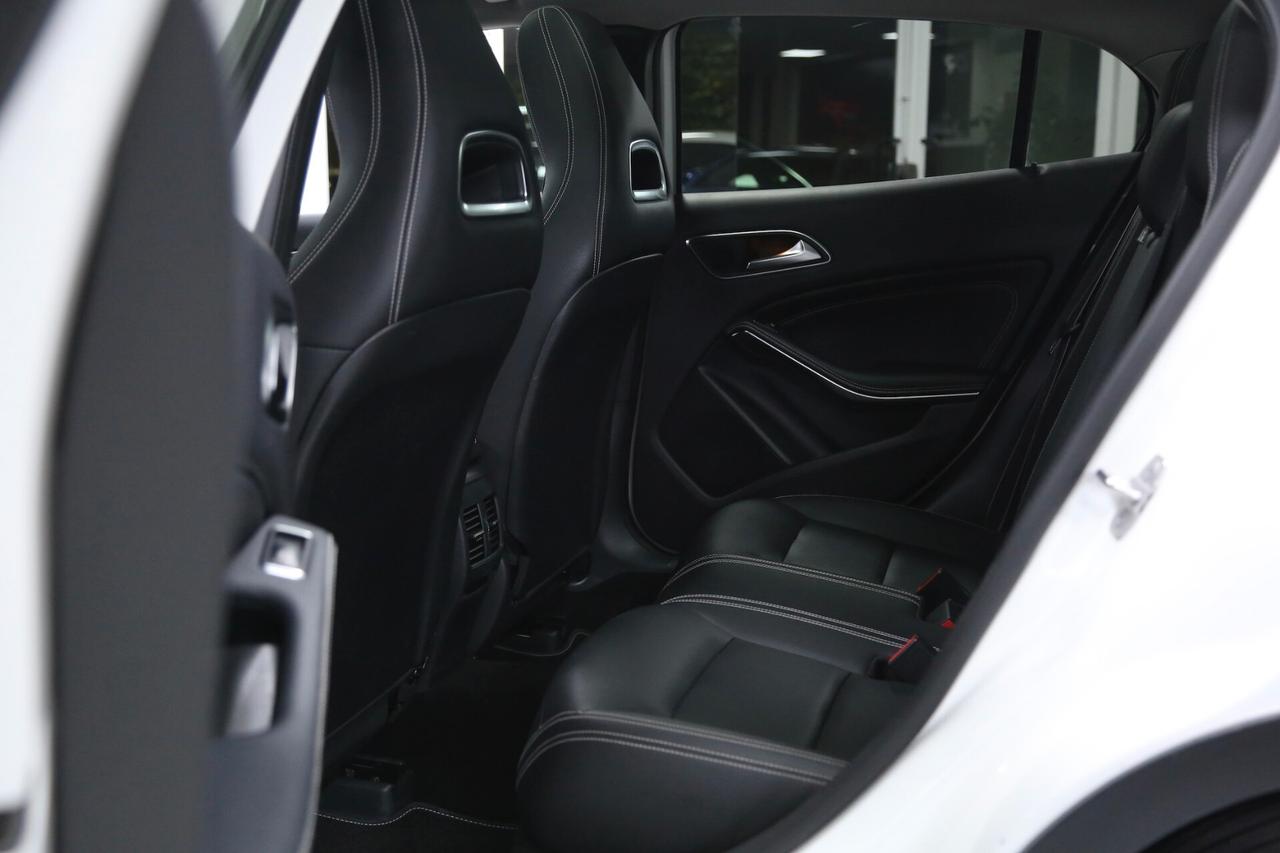 Mercedes GLA 200 d Automatic 4Matic Premium AMG