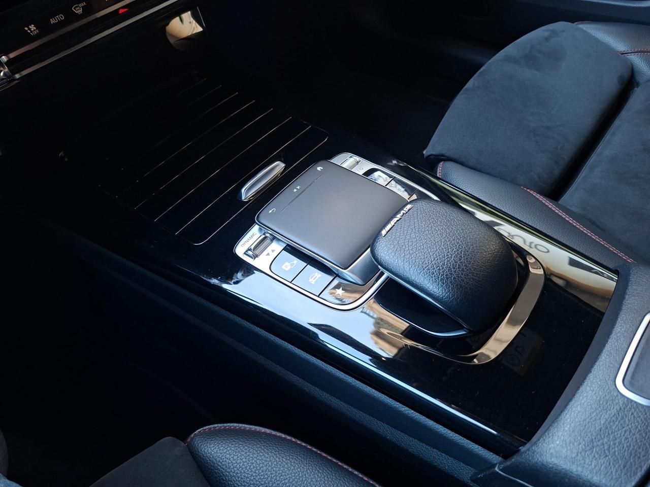MERCEDES Classe A 180d Automatic AMG Premium