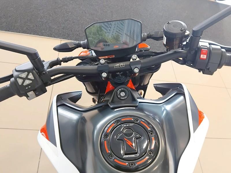 KTM Duke 890 R
