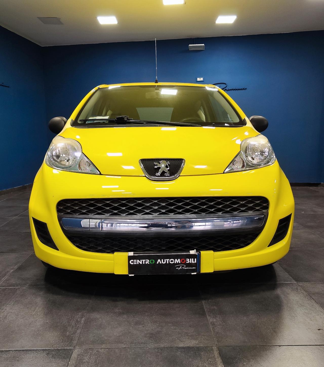 Peugeot 107 1.0 68CV 3p. Plaisir
