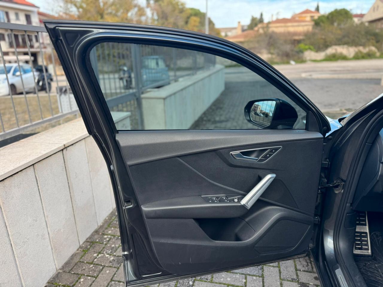 AUDI Q2 1.6 TDI 116 CV S LINE,FULL