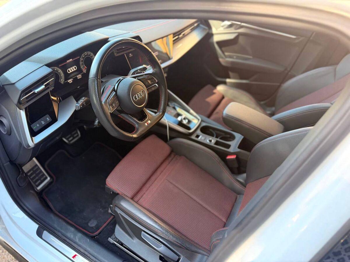 Audi S3 Sportback S3 2.0 tfsi Sport Attitude quattro s-tronic