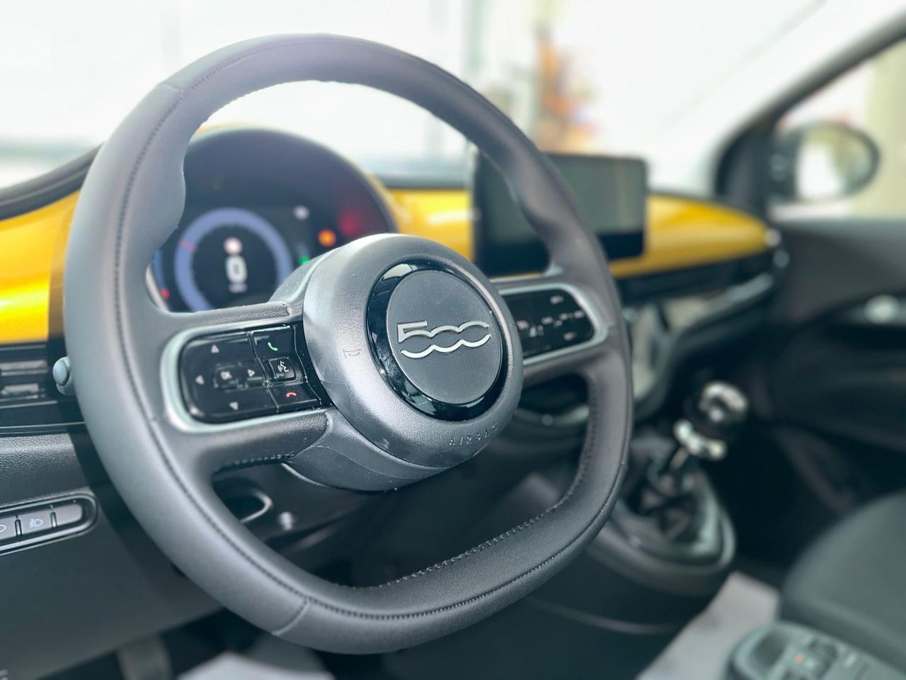 Fiat 500 Berlina Hybrid Icon