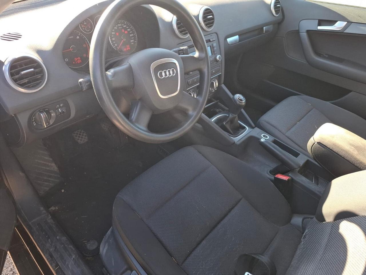 AUDI A3 SPB TDI AMBIENTE SINISTRATA MARCIANTE