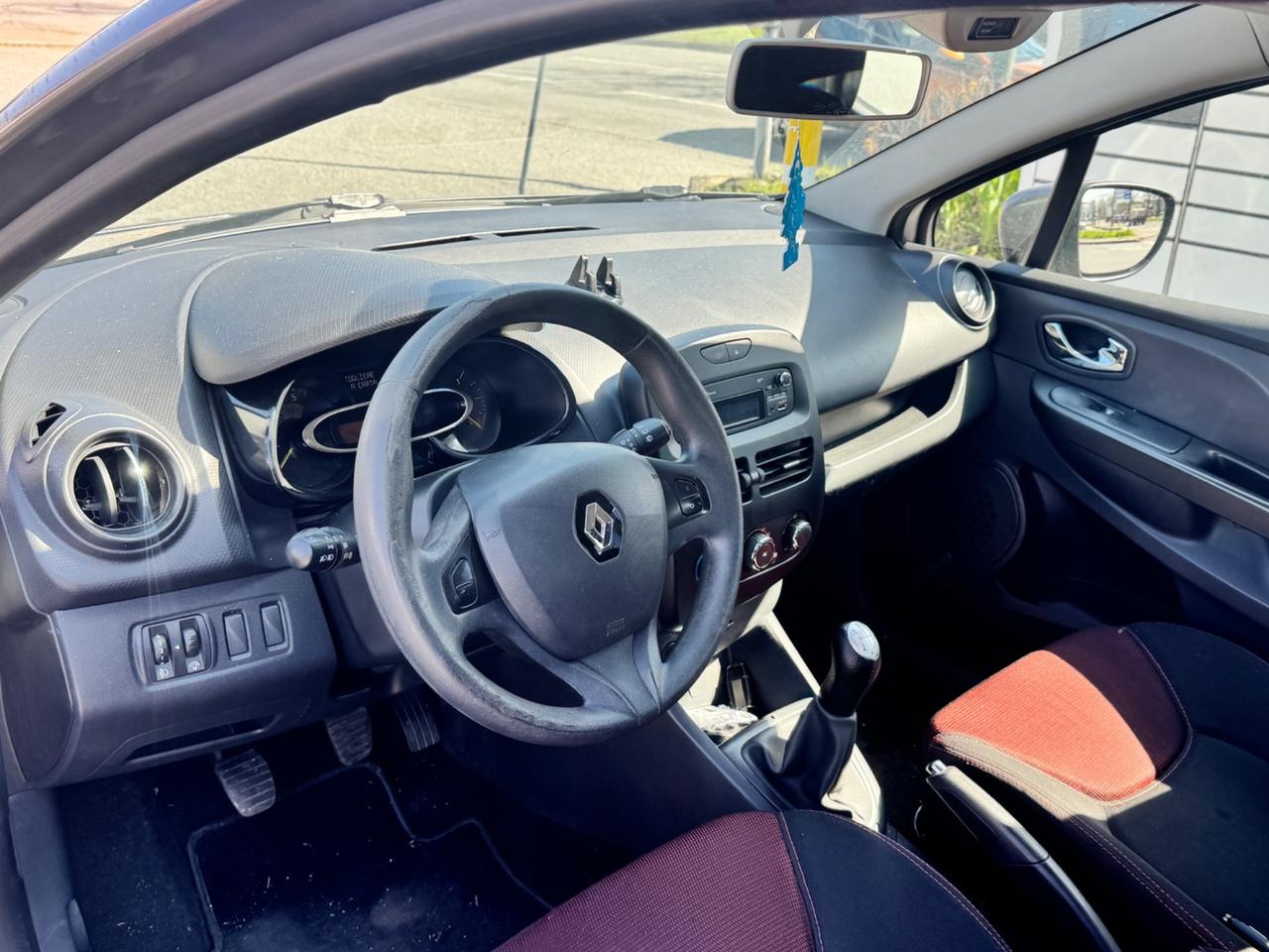 Renault Clio 1.5 dCi 8V 75CV 5 porte Wave