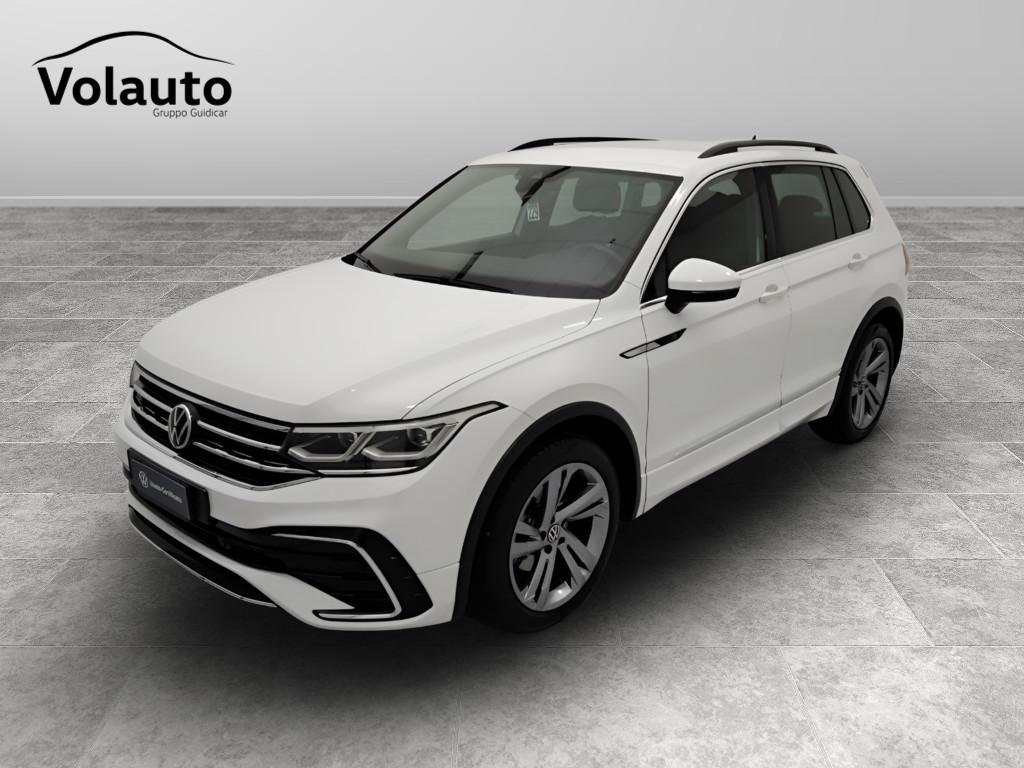 VOLKSWAGEN Tiguan II 2021 - Tiguan 1.5 tsi R-Line 150cv dsg