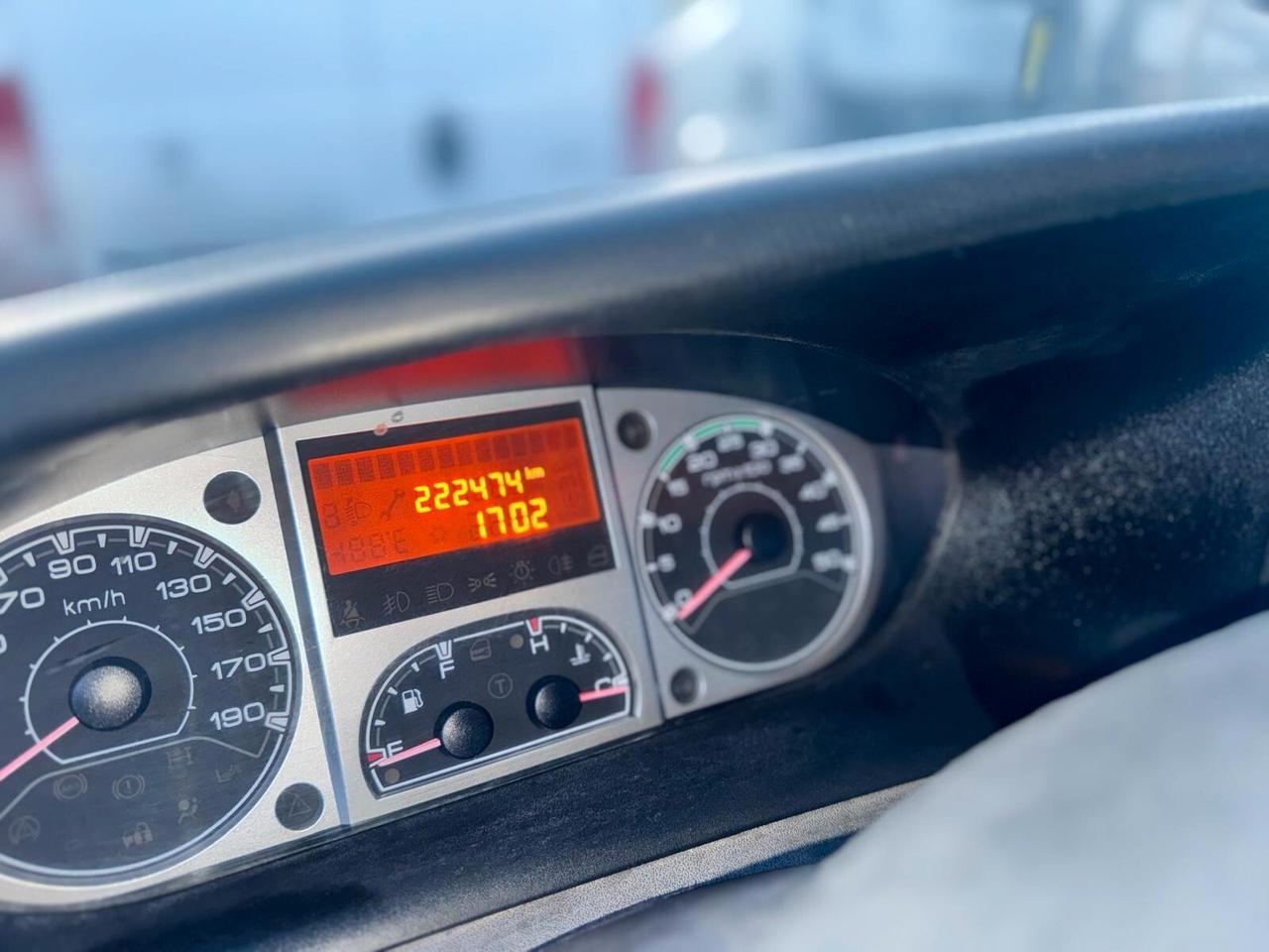 Iveco Daily 35C13 ribaltabile trilat.