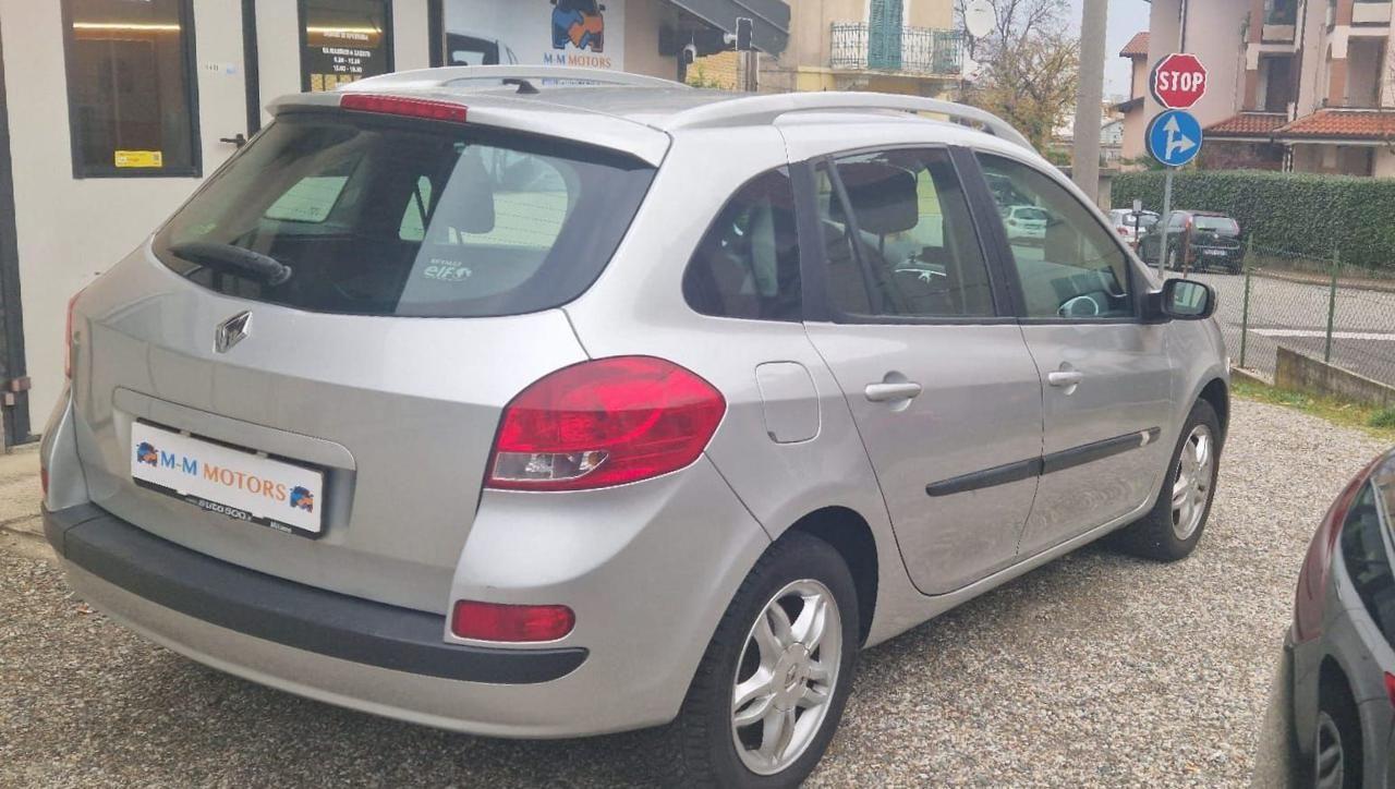RENAULT Clio 1.2 16V 5 porte Le Iene