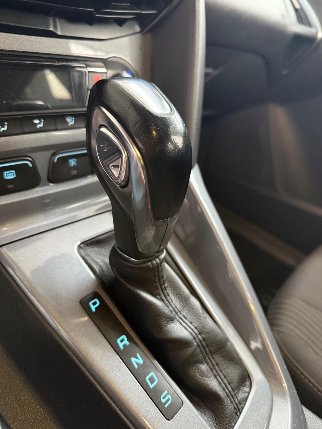 Ford Focus 2.0 TDCi 115 CV Powershift SW Titanium