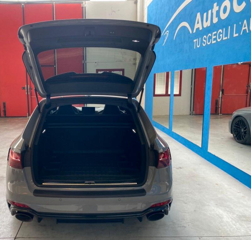 AUDI A4 5ª serie RS 4 Avant