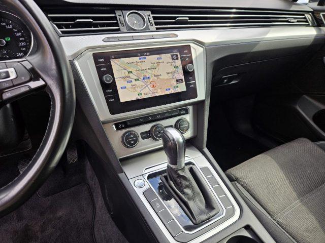 VOLKSWAGEN Passat Variant 1.6 TDI SCR DSG Business BMT