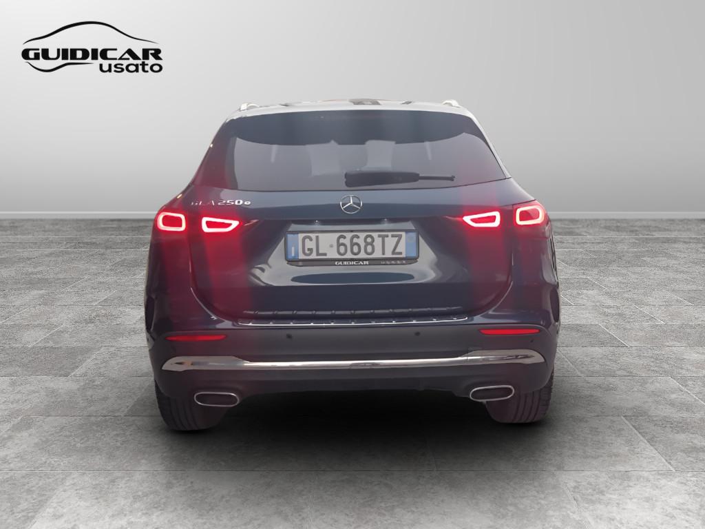 Mercedes-Benz GLA-H247 2020 - GLA 250 e phev (eq-power) Premium auto