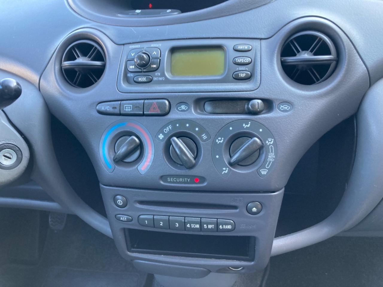 TOYOTA YARIS (5 PORTE) PROPRIETARIO UNICO