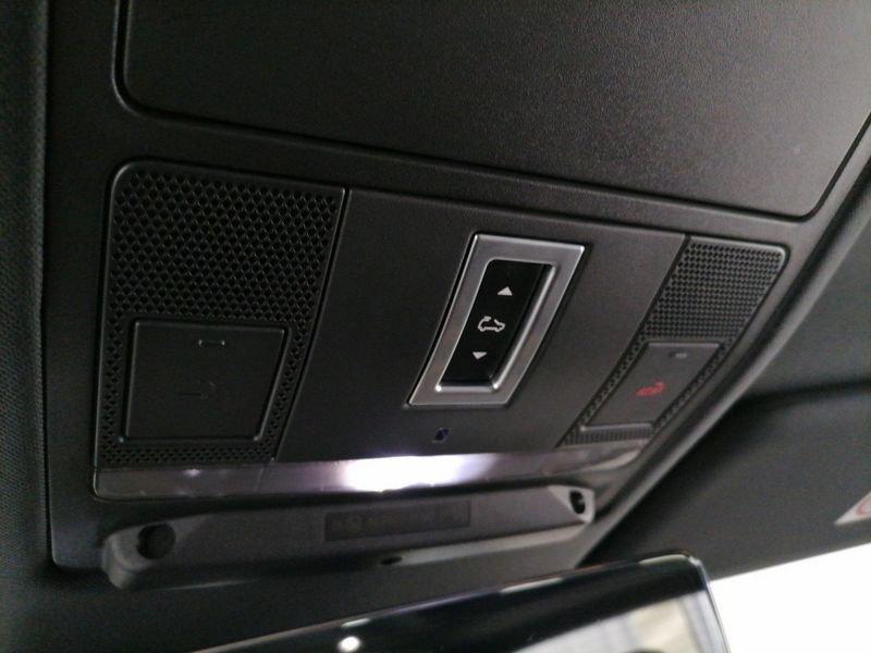 Land Rover Defender 90 3.0d i6 mhev X-Dynamic S awd 250cv auto