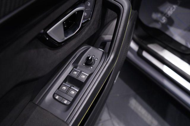 LAMBORGHINI Urus 4.0 650cv Graphite Capsule