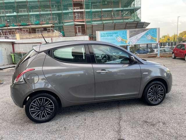 Lancia Ypsilon Ypsilon III 2015 1.2 Black and Noir s