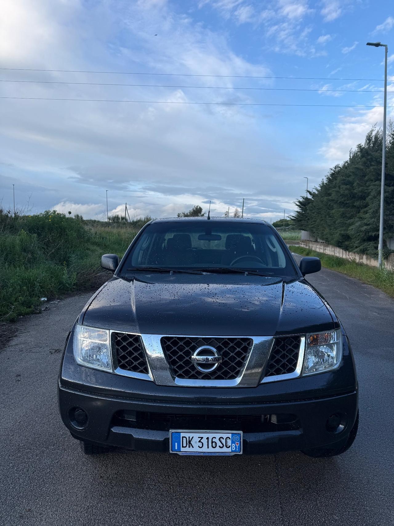 Nissan Navara 2.5 dCi 4 porte Double Cab SE