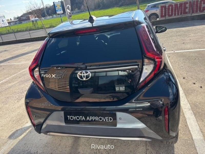Toyota Aygo X 1.0B (72 CV) Lounge S-CVT