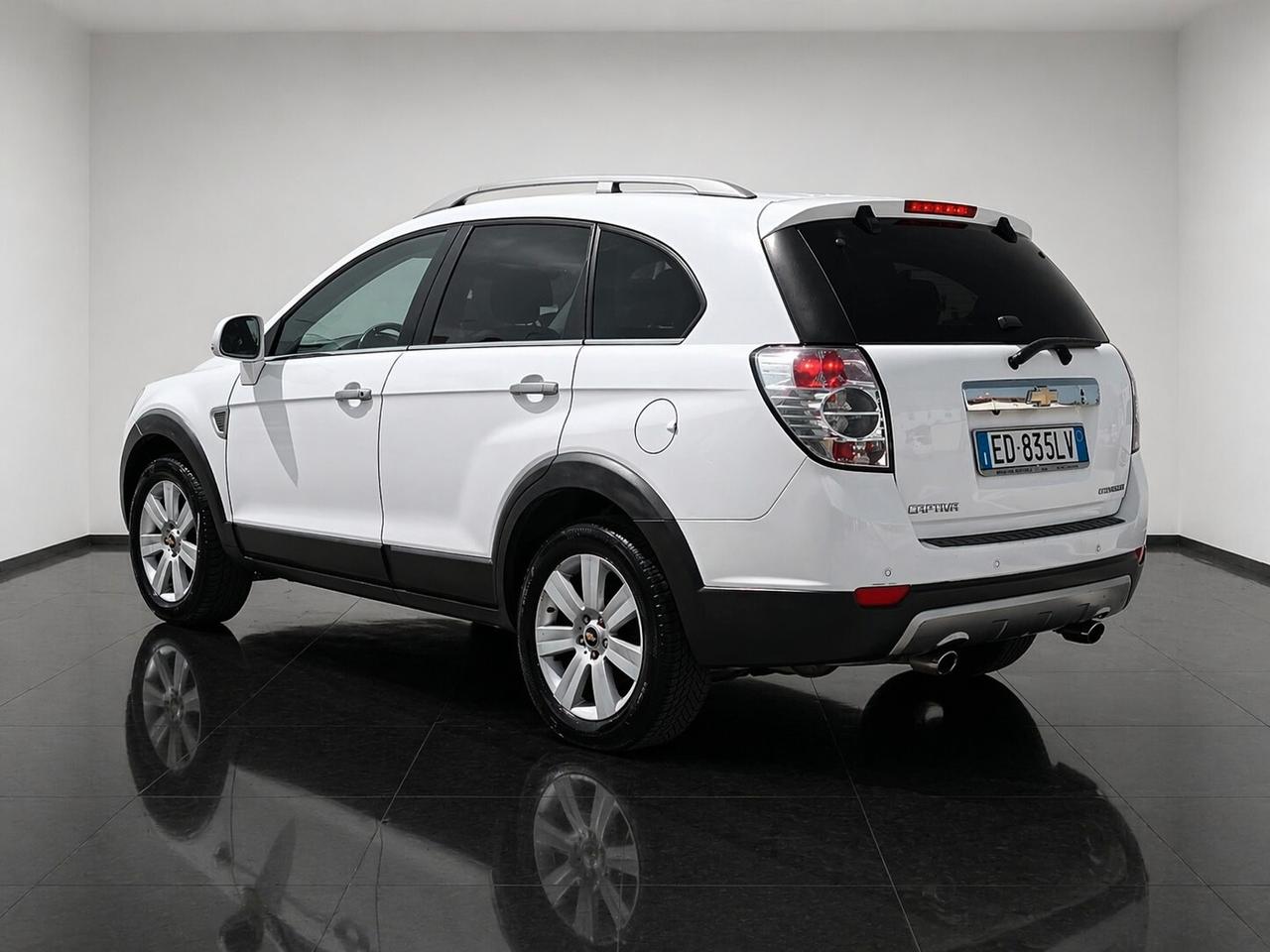 Chevrolet Captiva 2010-2.0 VCDi LT 7 POSTI NAVI 4X4 AUTOMATICA