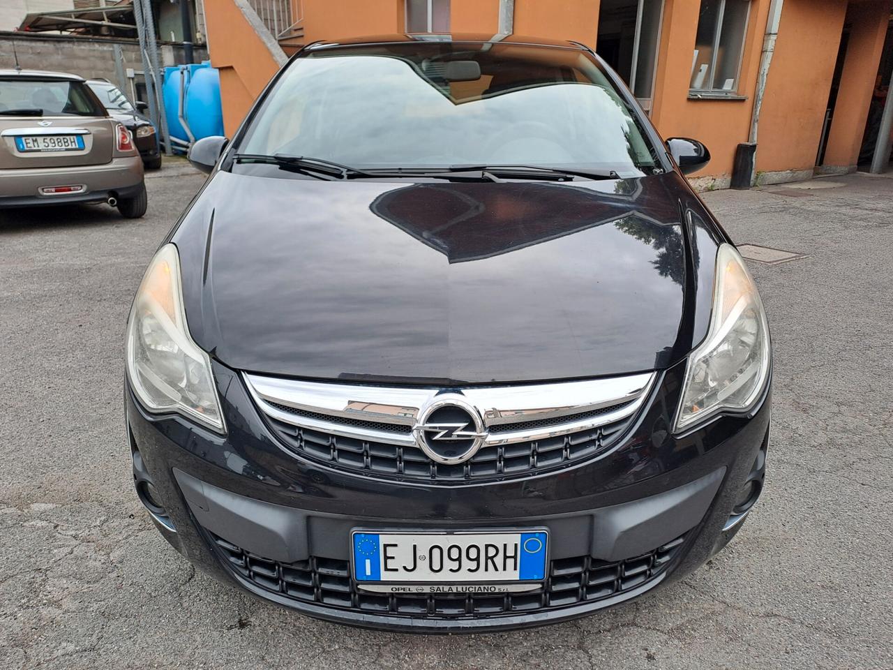 OPEL CORSA 1.2 BENZINA *OK NEOPATENTATI*