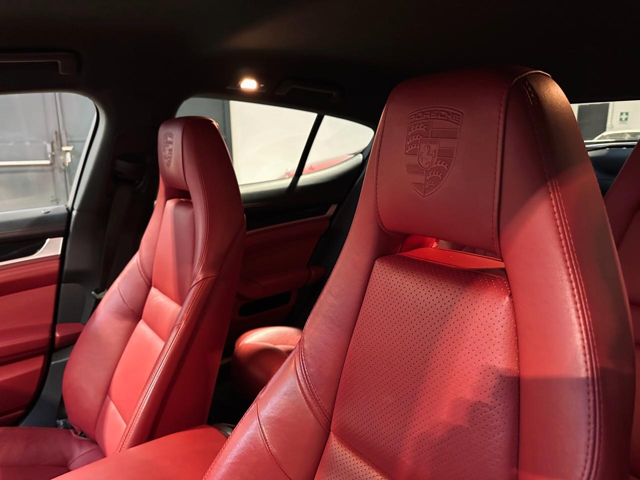 Porsche Panamera 4 PDK-INTERNO ROSSO-RETROCAMERA