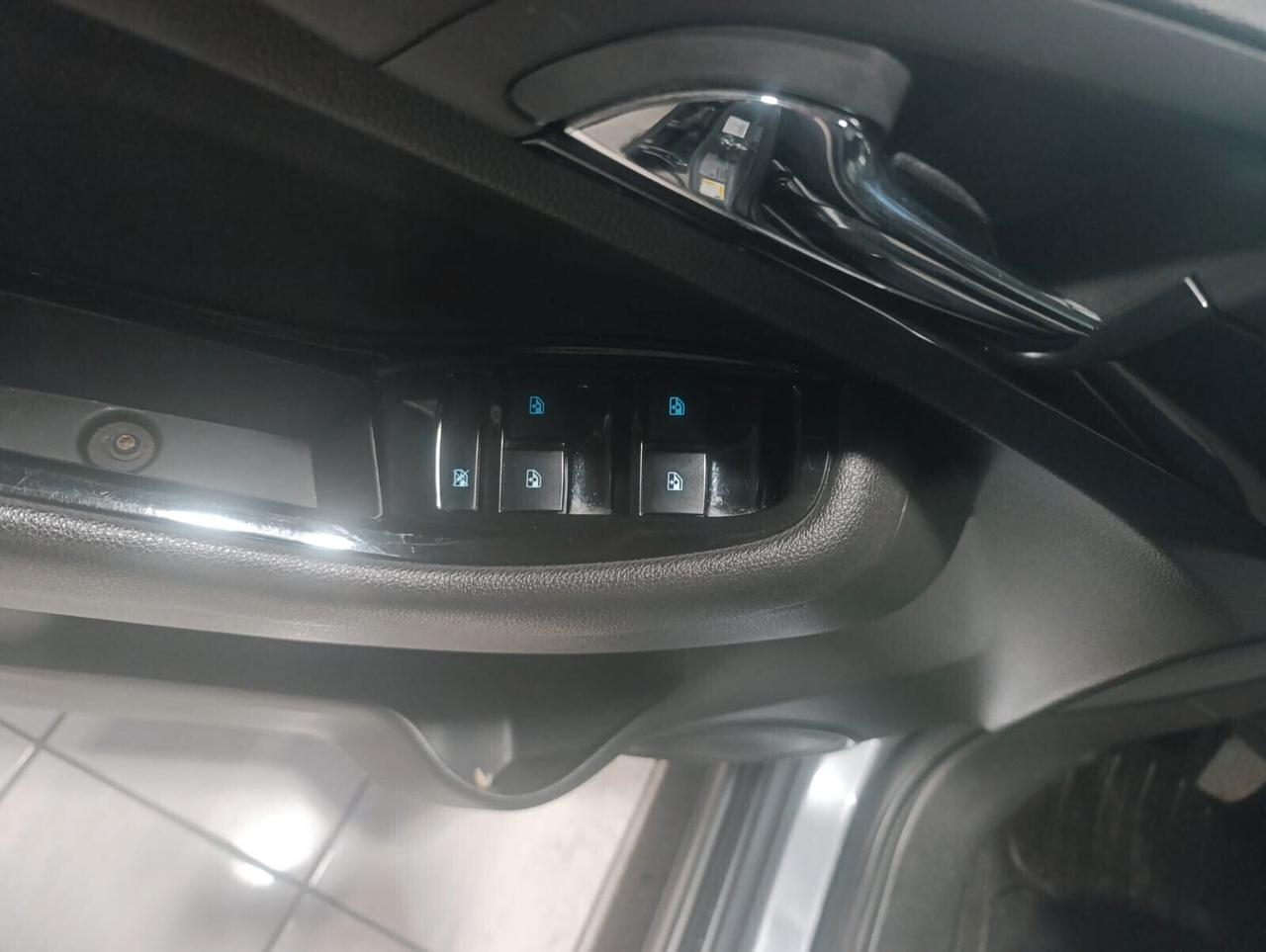 Chevrolet Orlando del 2013 GPL FINO 2033 7 POSTI