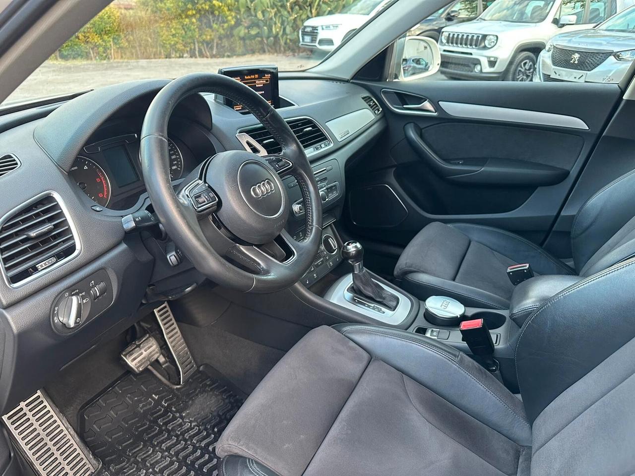 Audi Q3 2.0 TDI Quattro S tronic S Line - 2015