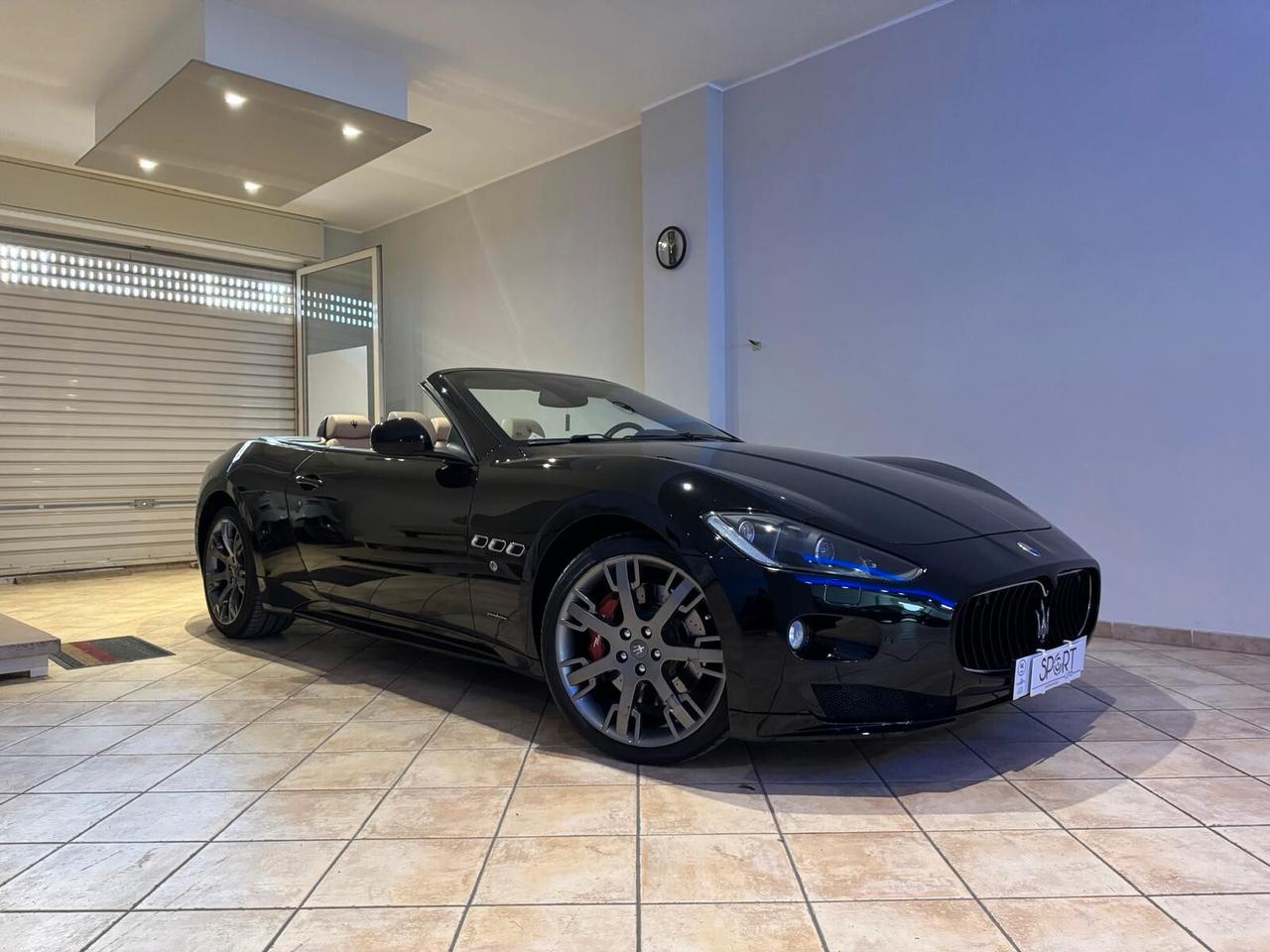 Maserati GranCabrio Sport 4.7 V8