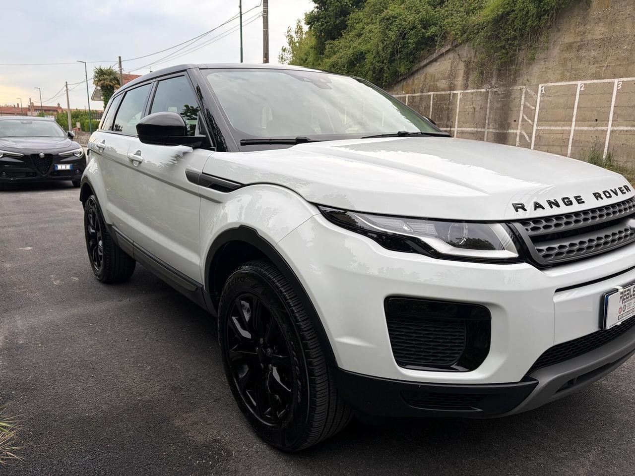 Land Rover Range Evoque RR 2.0 TD4 150CV Gancio Traino Business Edition SE