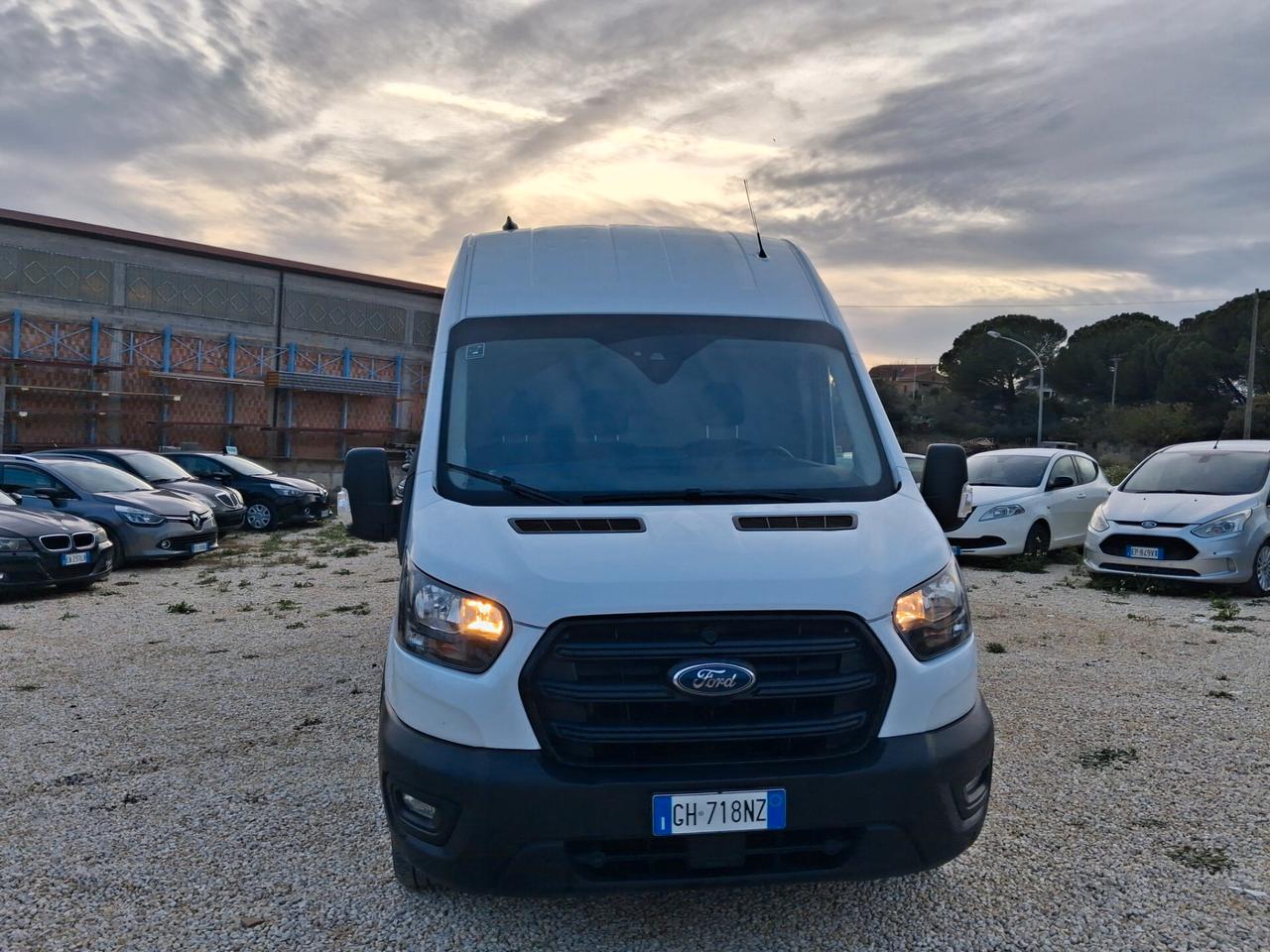 Ford transit passo lungo tetto alto iva esposta
