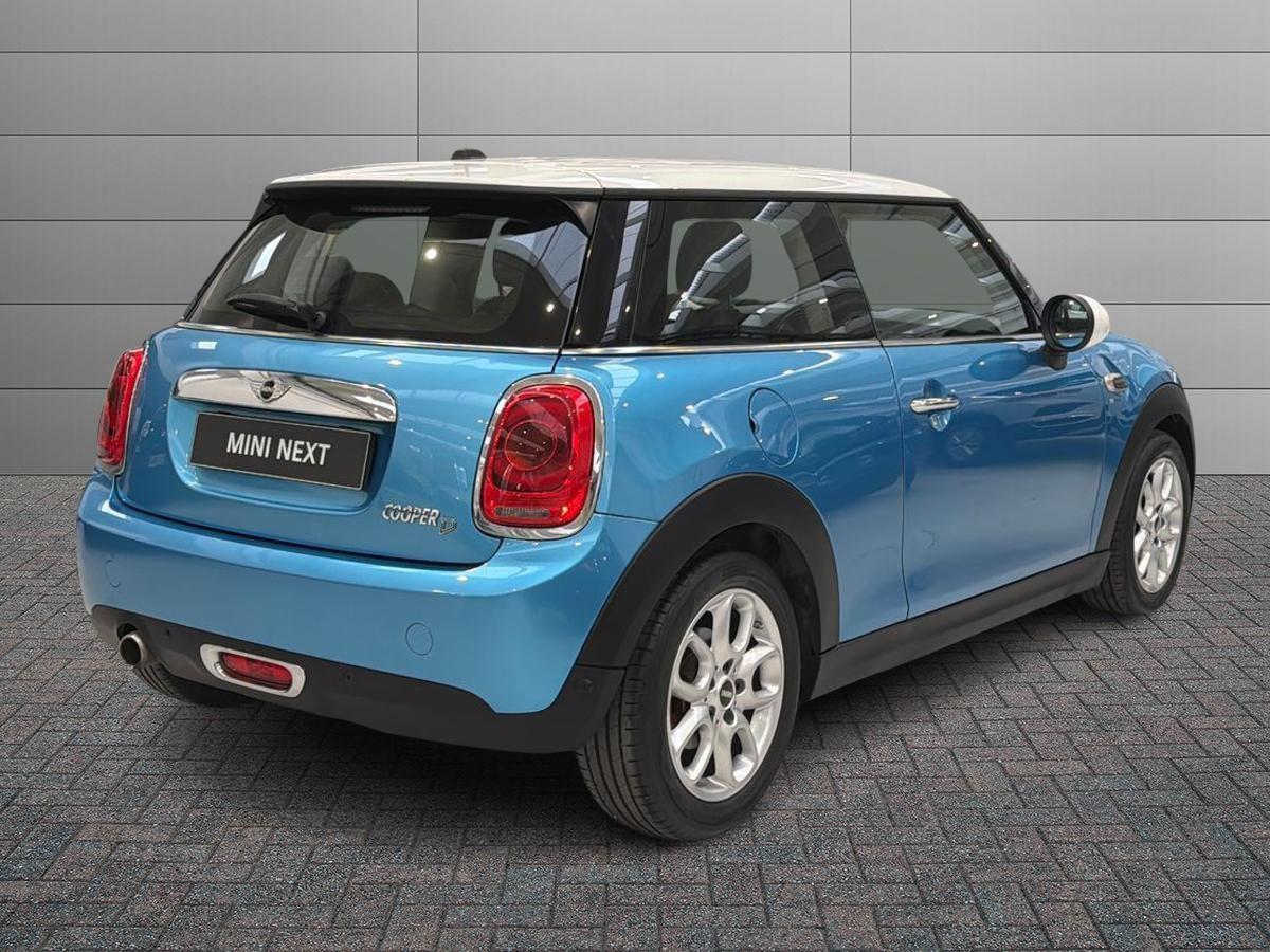 MINI Mini IV F55-F56 2014 - Mini 1.5 Cooper D 3p auto