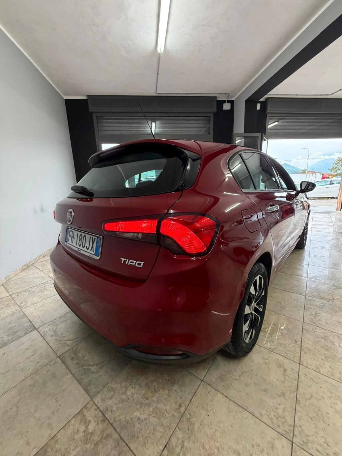 Fiat Tipo 1.6 Mjt S&S 5 porte Lounge