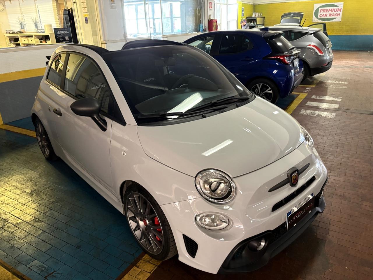 Abarth 595 C 1.4 Turbo T-Jet 180 CV Competizione