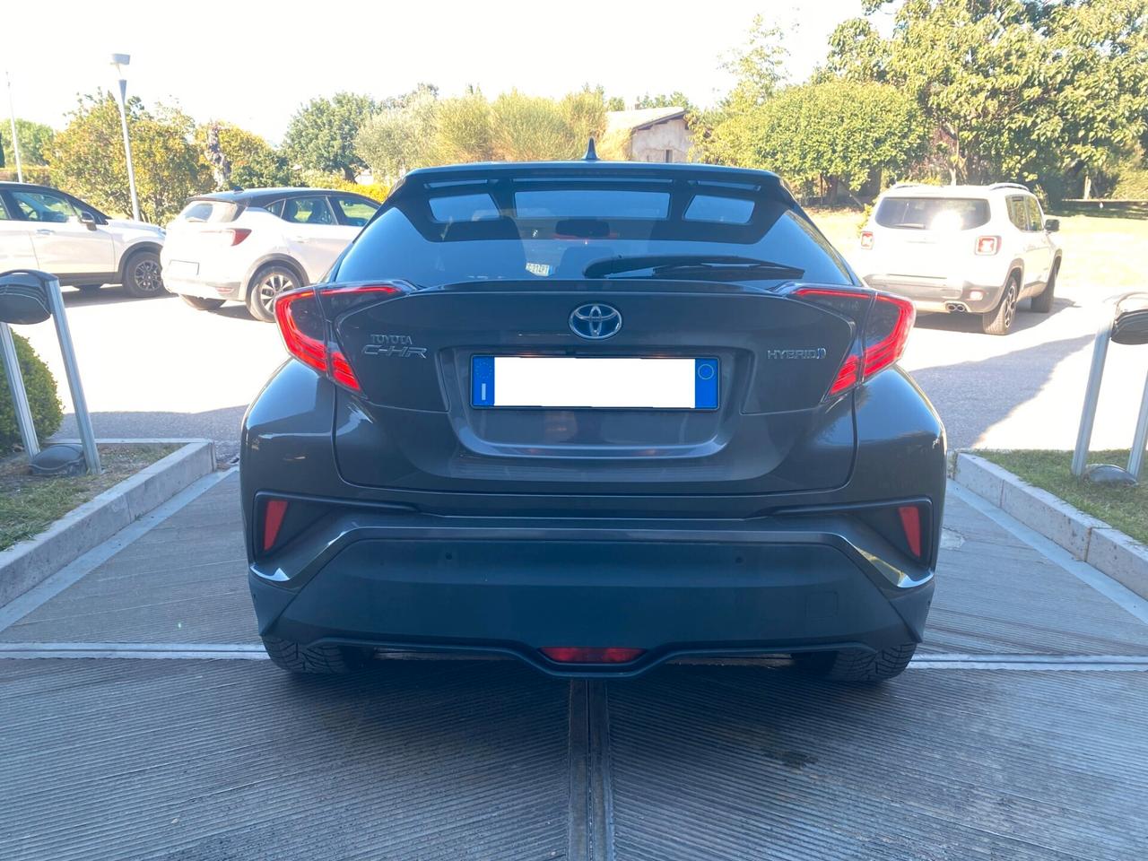 Toyota C-HR 1.8 Hybrid E-CVT Lounge