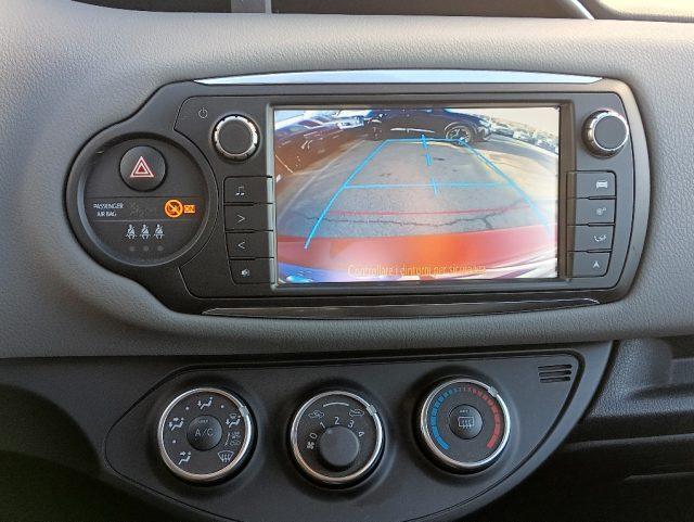 TOYOTA Yaris 1.0 5 porte Active