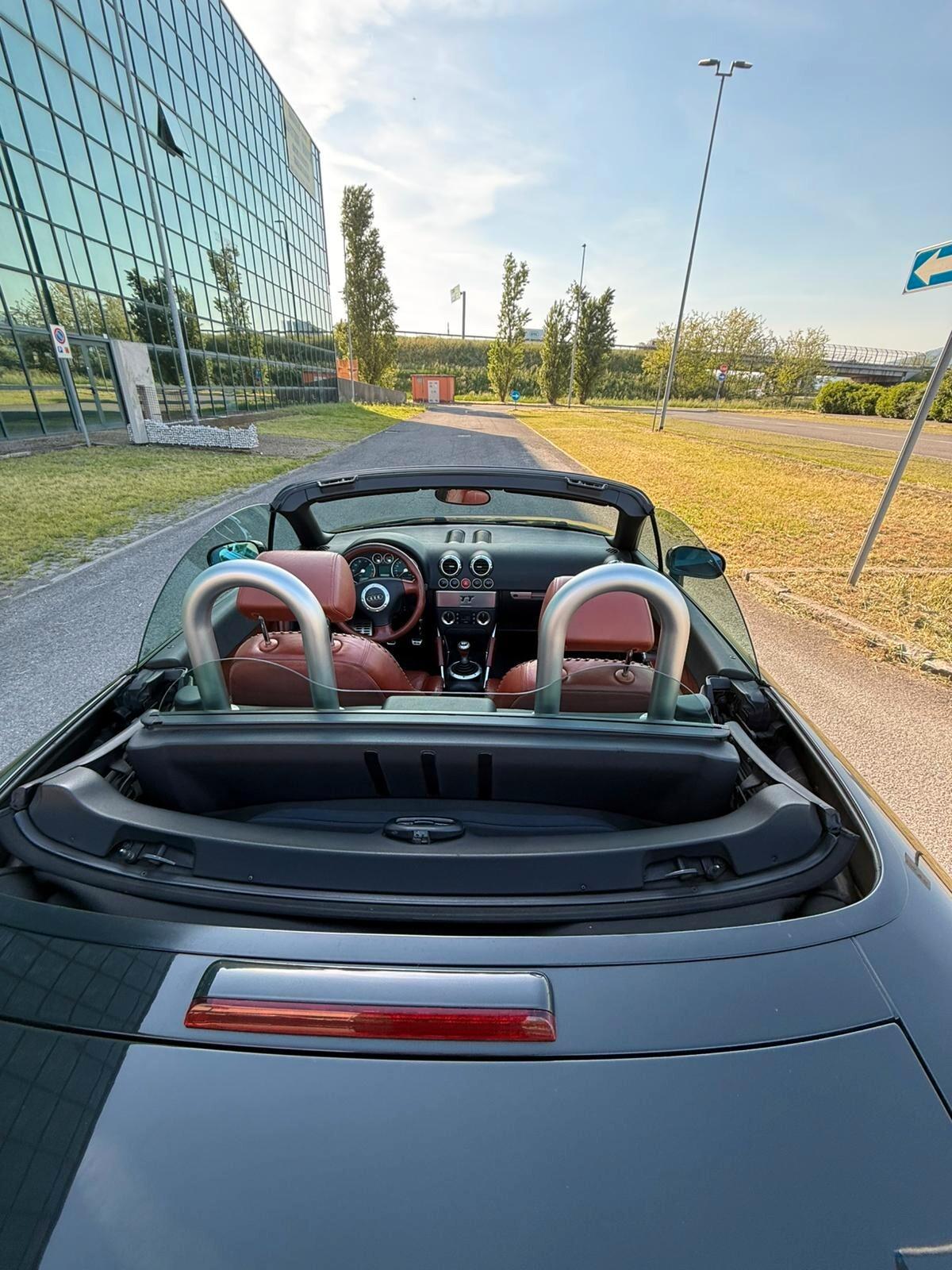 Audi TT Roadster 1.8 T 20V 179 CV cat