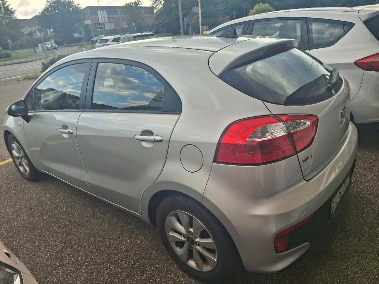 Kia Rio 1.1 CRDi 5p. Cool