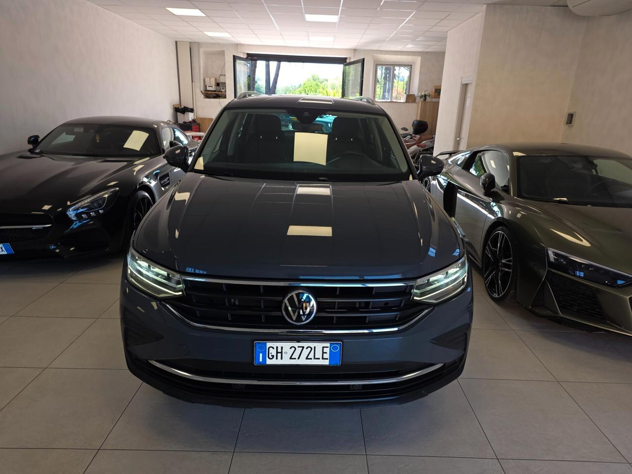 Volkswagen Tiguan 2.0 TDI 150 CV SCR DSG R-Line