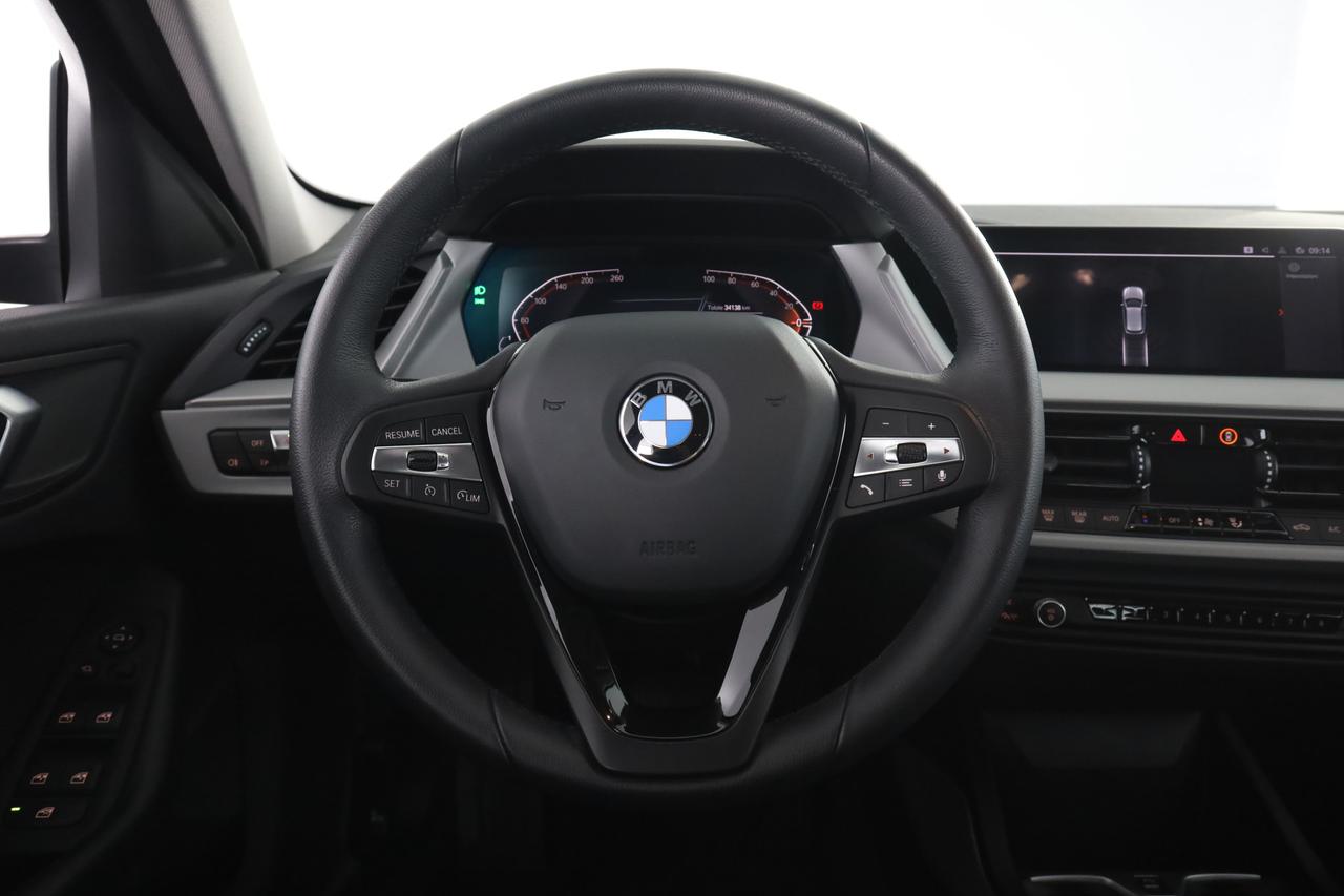 BMW Serie 1 (F40) 118d 5p. Business Advantage