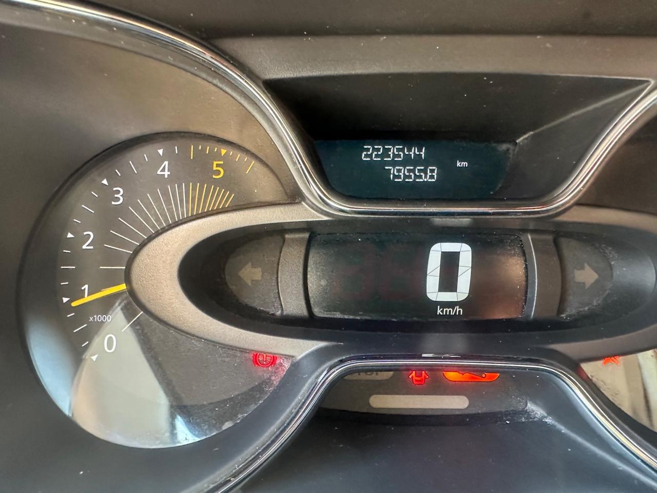 Renault Captur 1.5 dCi 8V 90 CV 2013 KM 223458 CERT 1PROP
