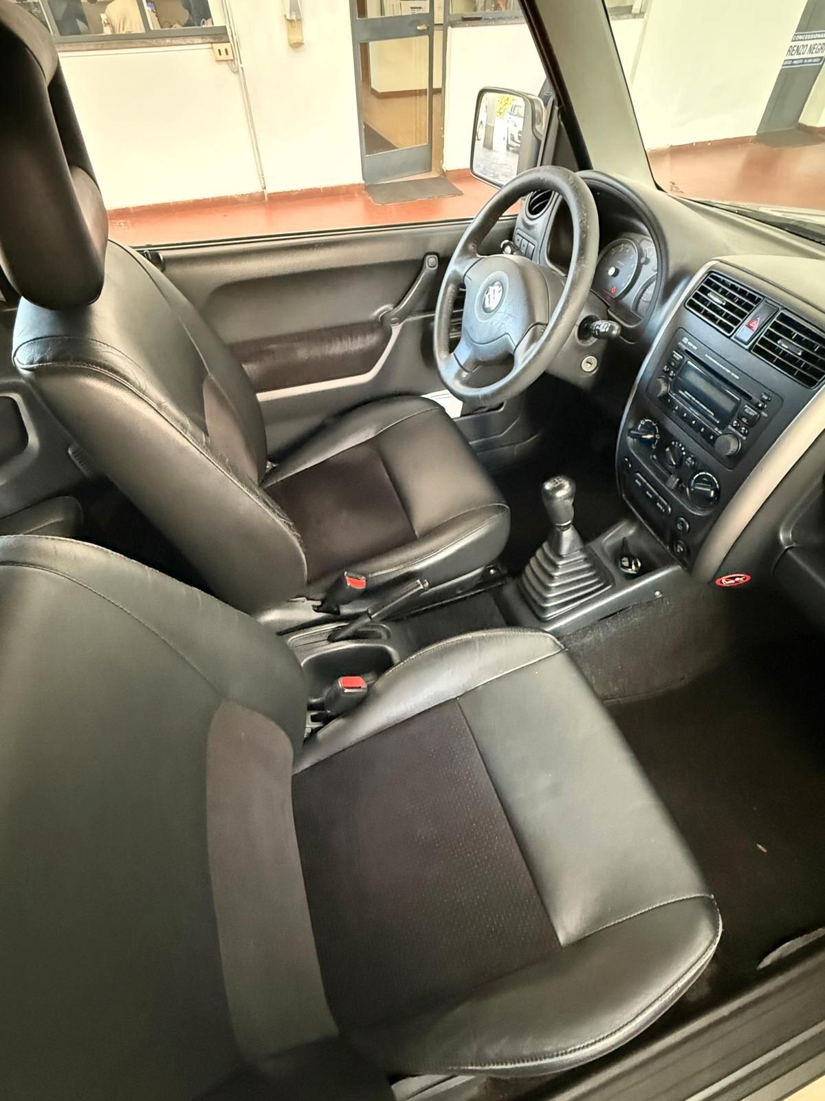 Suzuki Jimny 1.3i 16V cat 4WD JLX Più