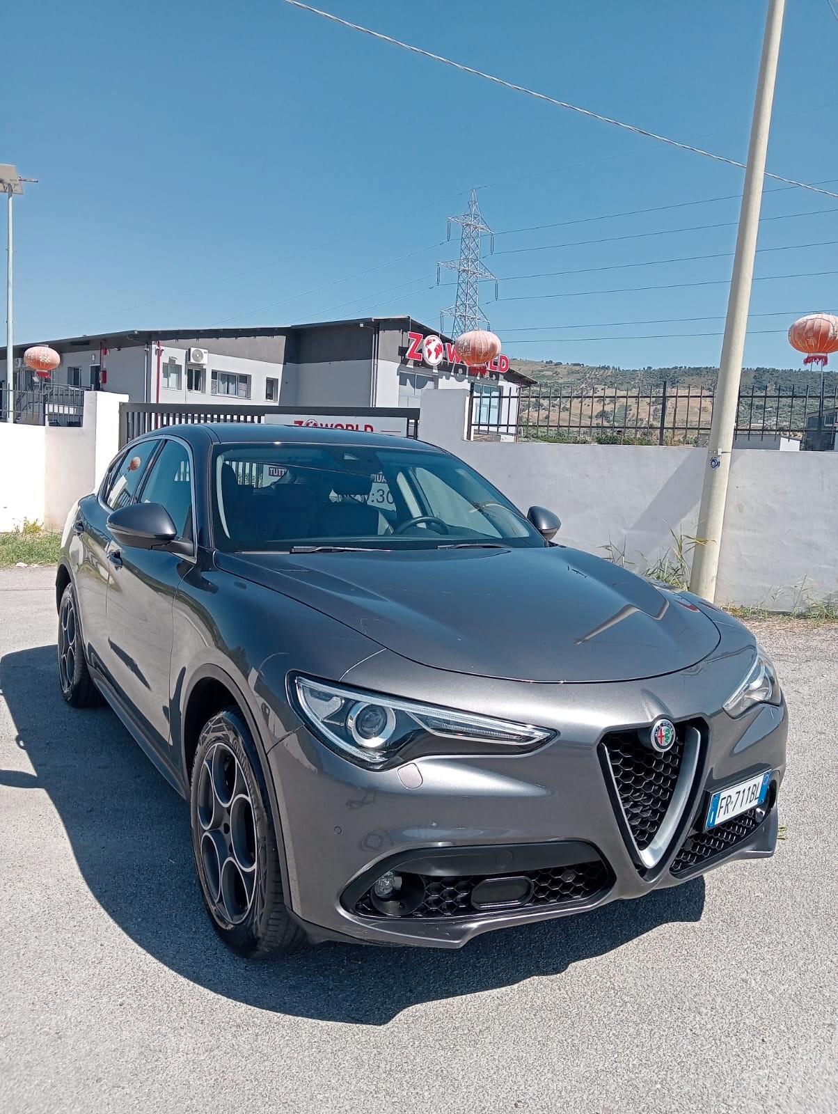 Alfa Romeo Stelvio 2.2 Turbodiesel 210 CV AT8 Q4 Super