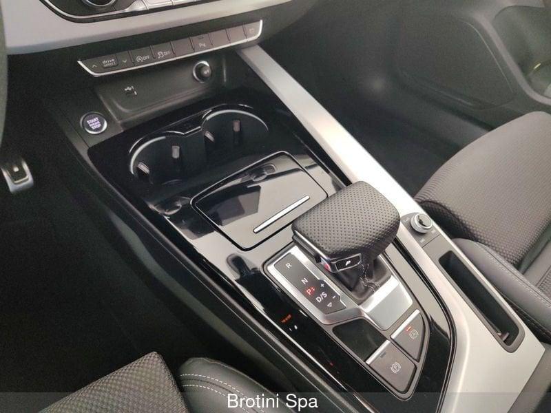 Audi A4 Avant 40 TDI S tronic S line edition