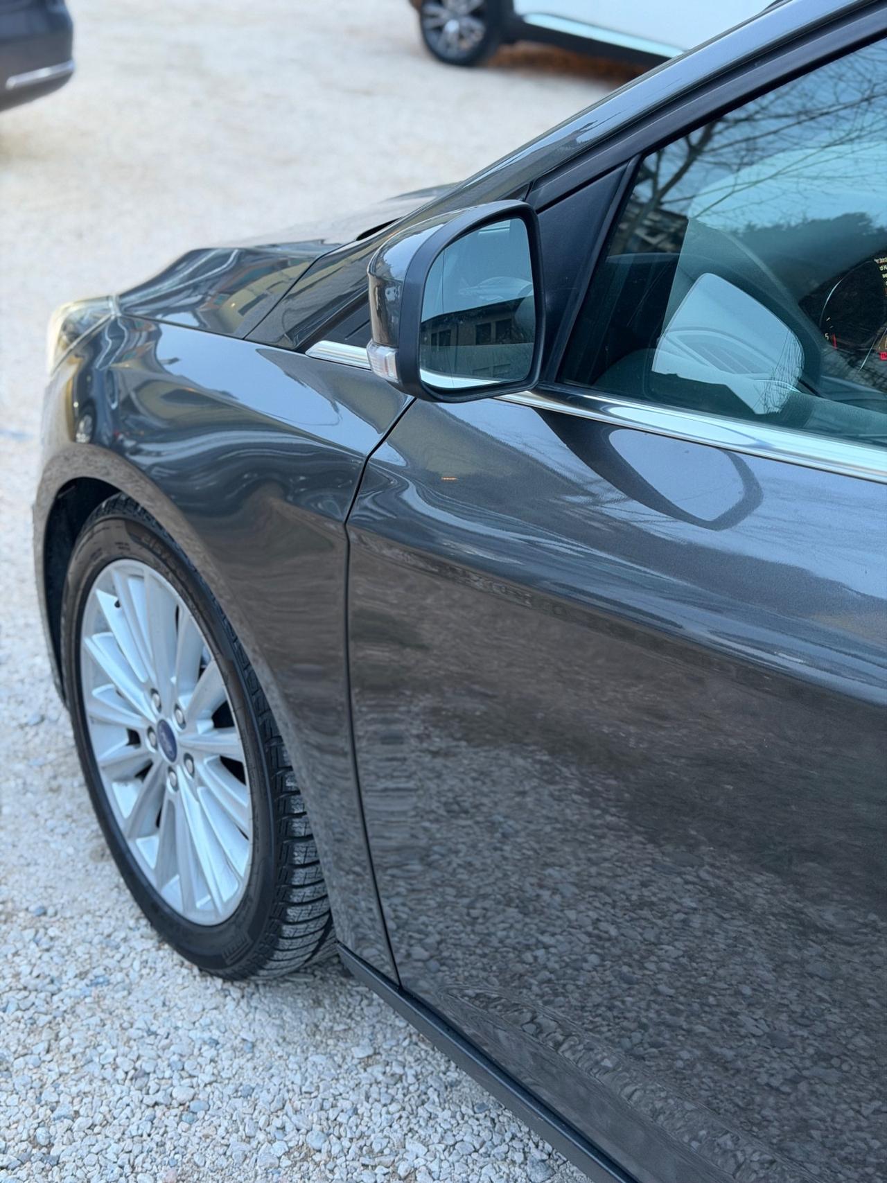 Ford FOCUS 1.6 120 CV TITANIUM KMCERT NAVI UNICOPR