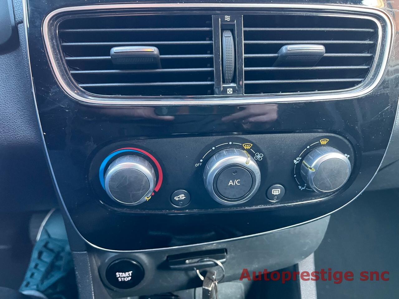 Renault Clio dCi 8V 90CV Start&Stop 5 porte Energy Zen