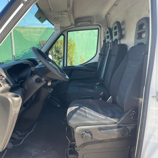 IVECO DAILY 35S12 VH2 FURG.P.MEDIO/CORTO 3 PTI-2019